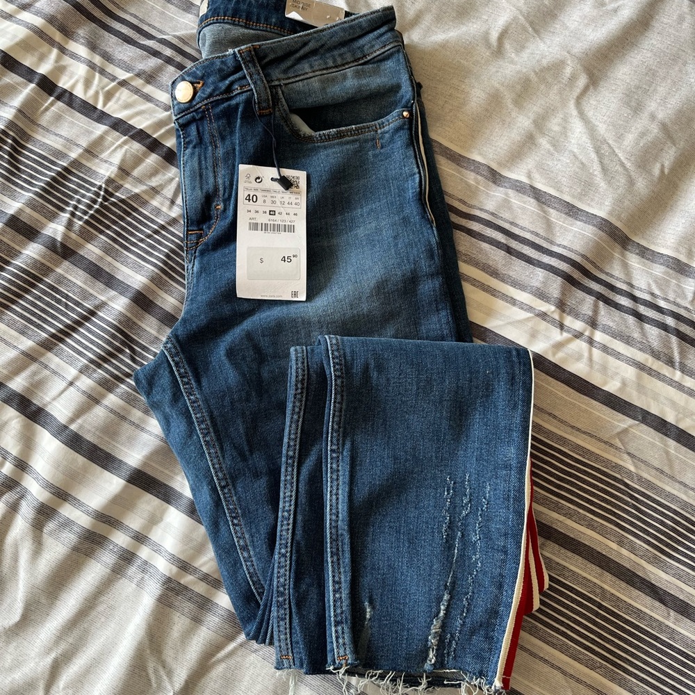 Zara Mid-Rise Skinny Jeans